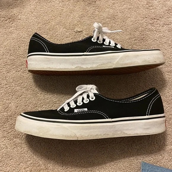 Vans - Picture 2 of 5